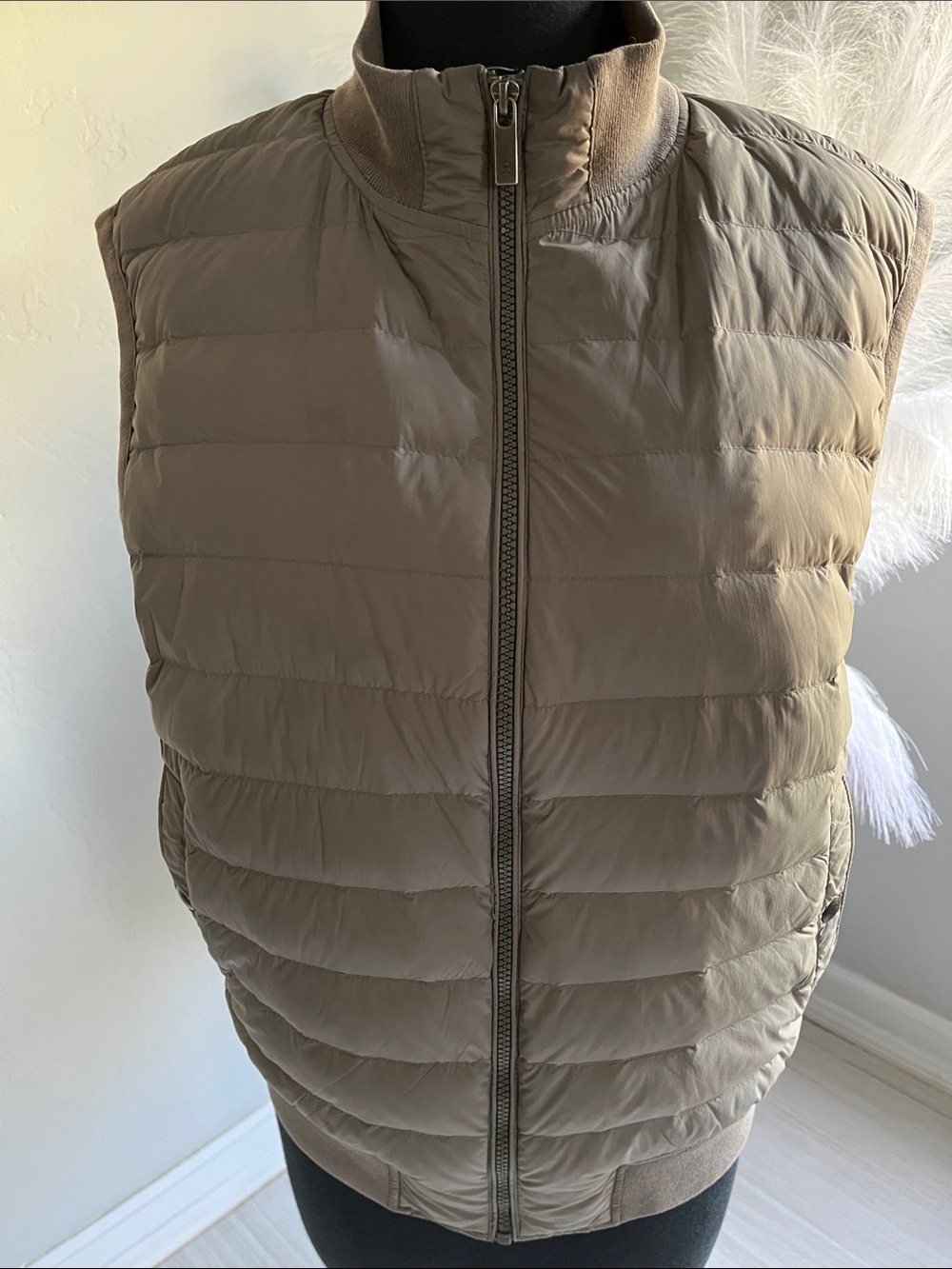 Massimo Dutti Men's Quilted Vest in Taupe